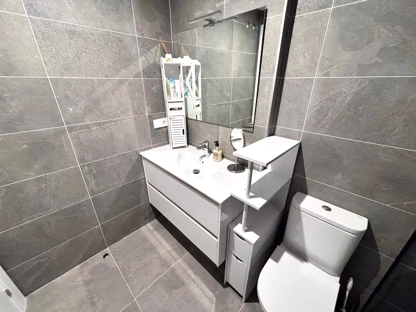 Bathroom of Flat for sale in Gijón   with Heating, Private garden and Parquet flooring