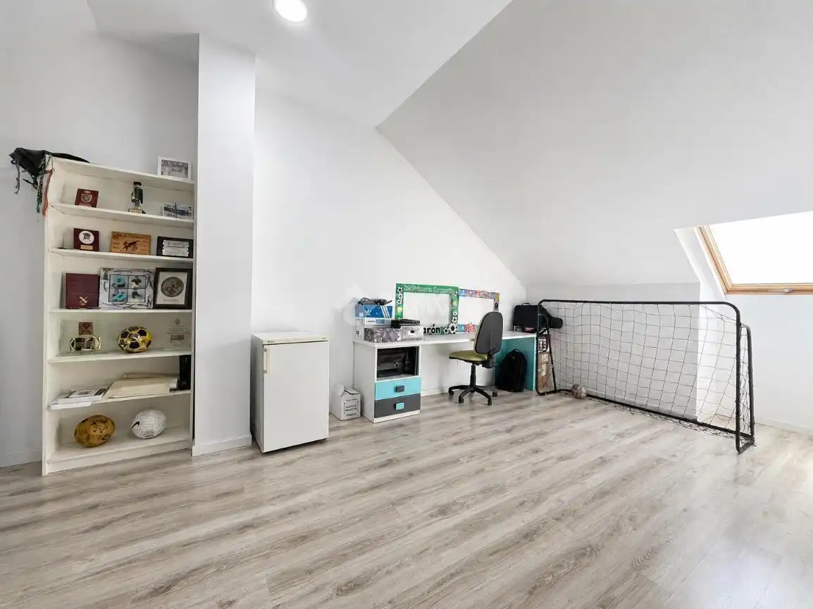 Casa aparellada amb jardí en venda a San Martín de la Vega, imagen 26