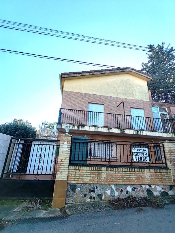 Vista exterior de Casa o xalet en venda en Murillo de Río Leza amb Calefacció, Terrassa i Traster