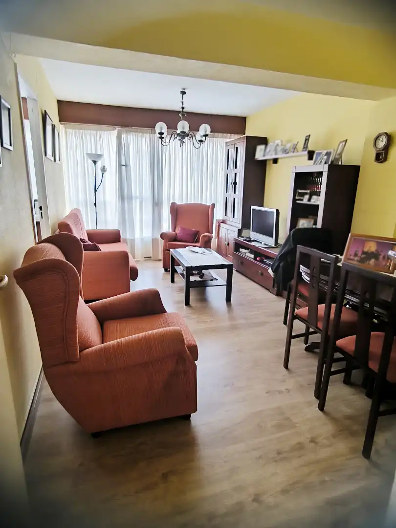 Sala d'estar de Pis en venda en Someso - Matogrande
