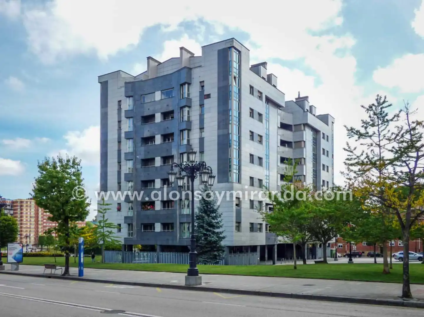 Piso de alquiler en Oviedo - C/ Hijas de la Caridad, Milán - Pumarín