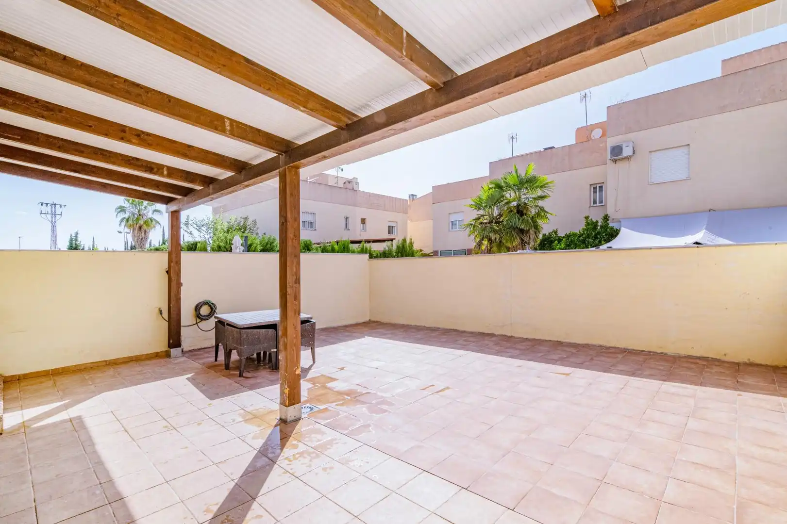 Terrassa de Pis en venda en Albolote amb Jardí privat, Terrassa i Moblat