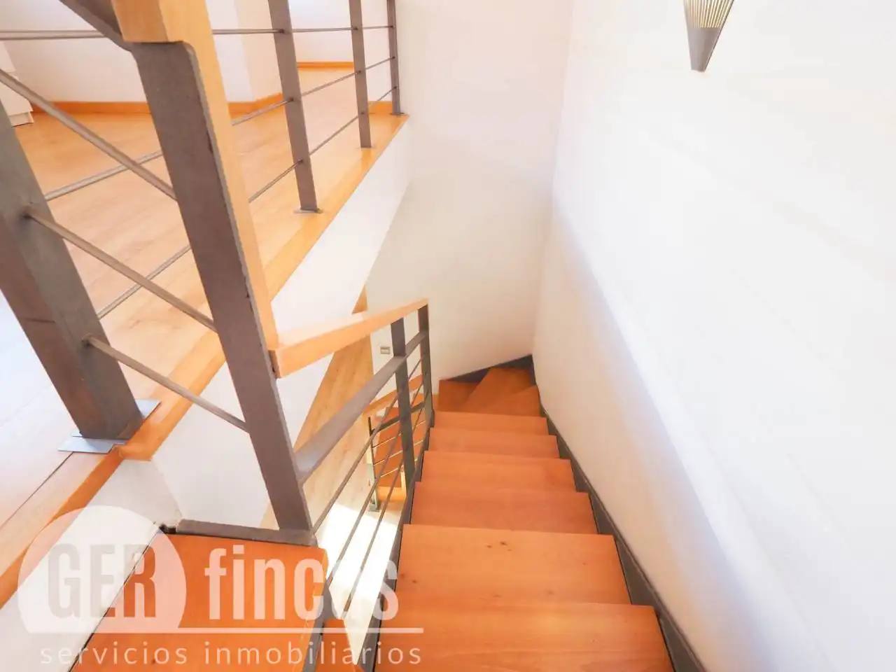 Maisonette zum Verkauf in Terrassa mit Klimaanlage, Heizung und Parkett