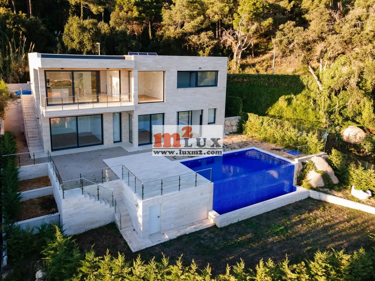 Haus mit Pool zum Verkauf in Carrer Margarida Xirgu 22, imagen 4