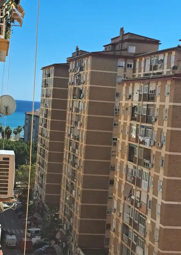 Außenansicht von Wohnung zur Miete in Málaga mit Möbliert, Ofen und Waschmaschine