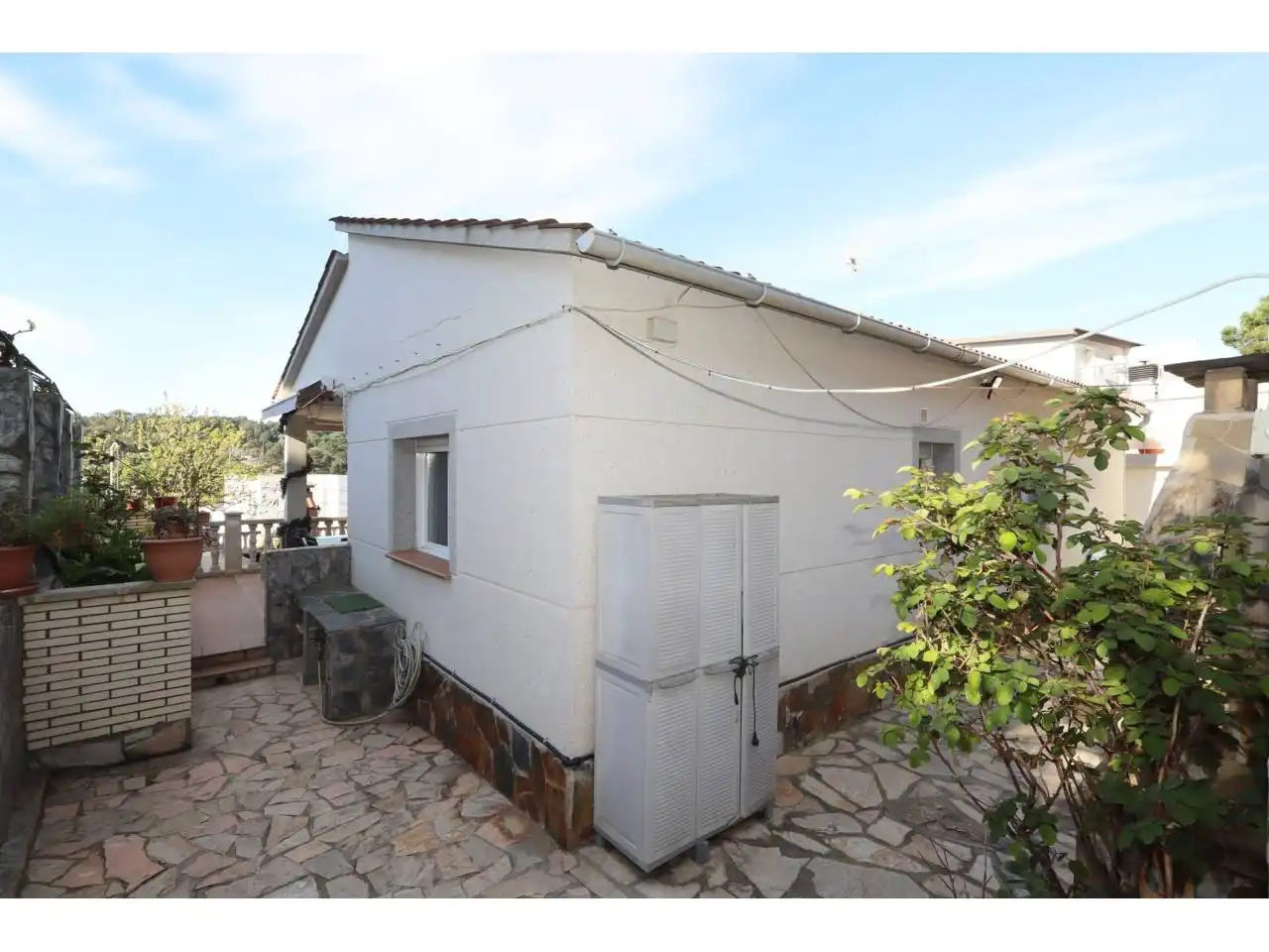 Vista exterior de Casa o xalet en venda en Vidreres amb Calefacció, Jardí privat i Terrassa