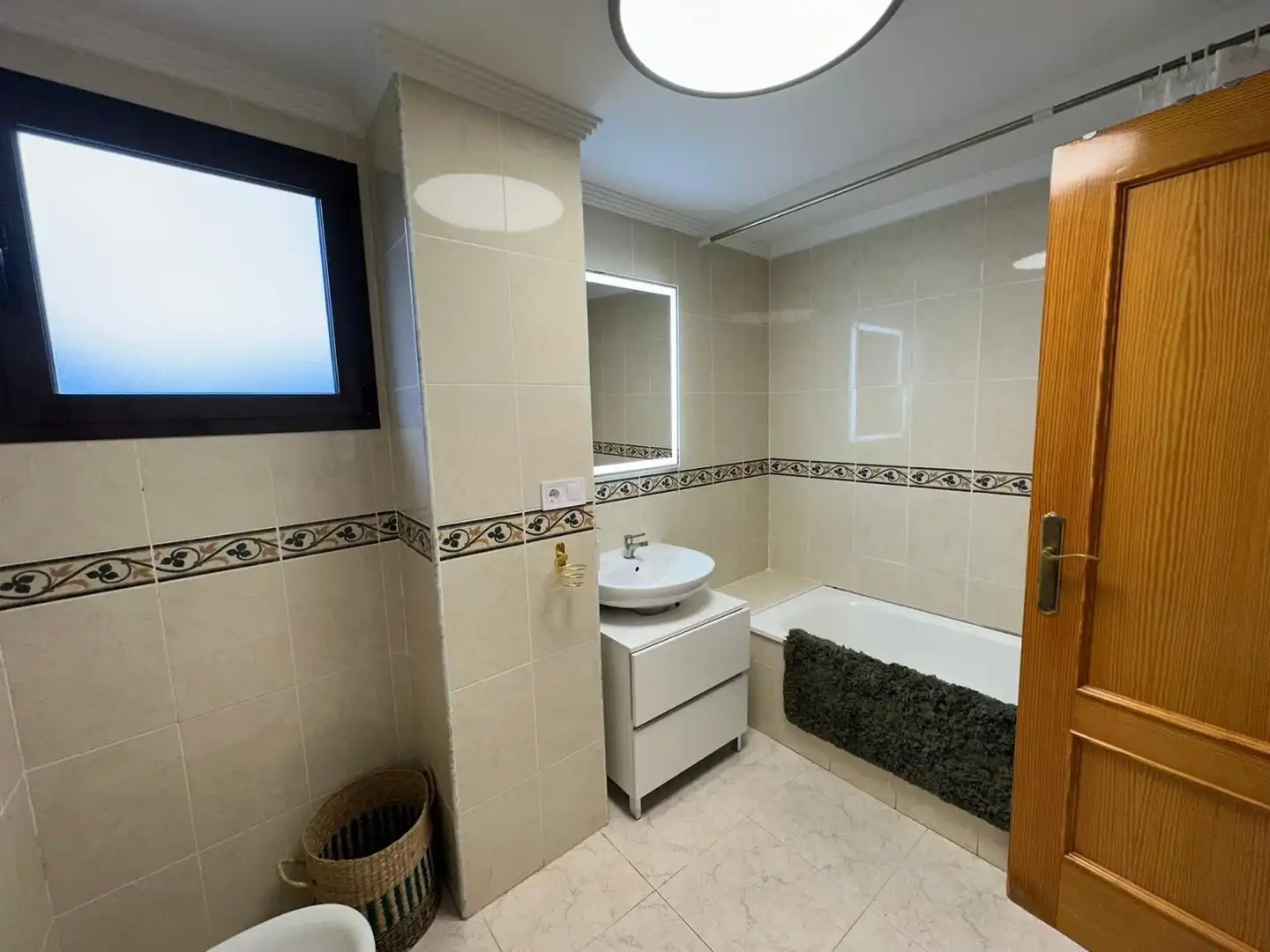 Bany de Apartament en venda en Benidorm amb Aire condicionat
