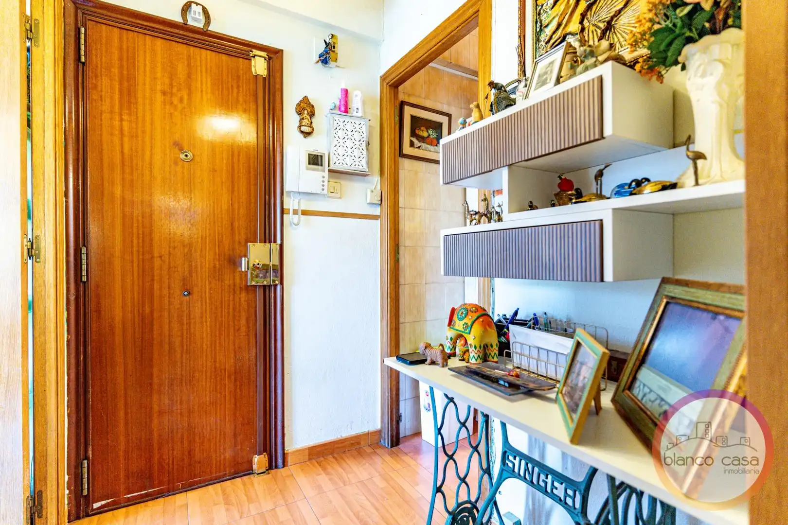 Piso en venta en A Coruña Capital  con Calefacción y Trastero