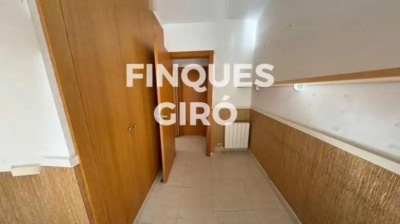 Flat for sale in JOSEP CARNER, L'Estany