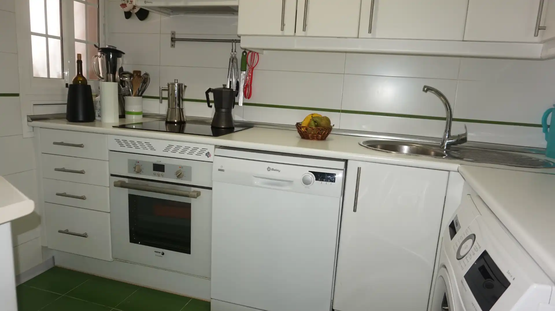 Küche von Wohnung zum Verkauf in Madrid mit Klimaanlage, Heizung und Terrasse