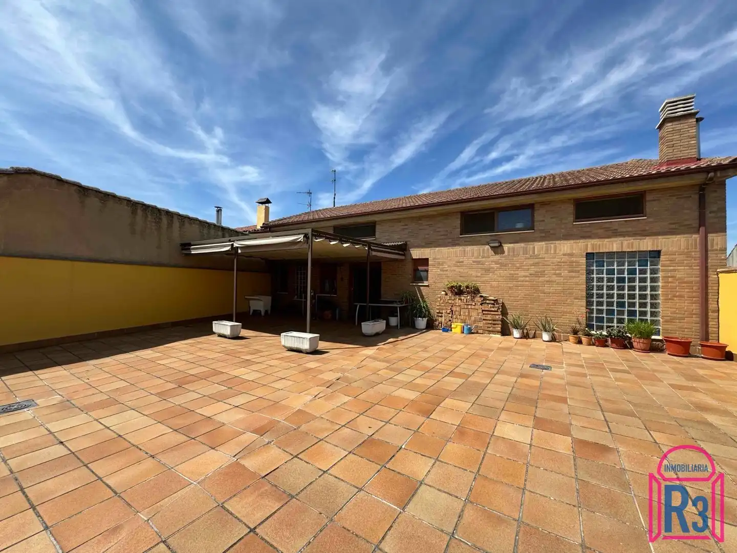 Terrassa de Casa o xalet en venda en Onzonilla amb Calefacció i Terrassa