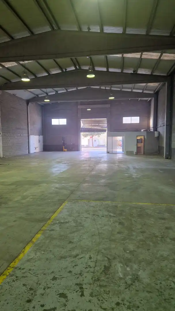 Nau industrial de lloguer a Carrer de la Indústria 3, imagen 2