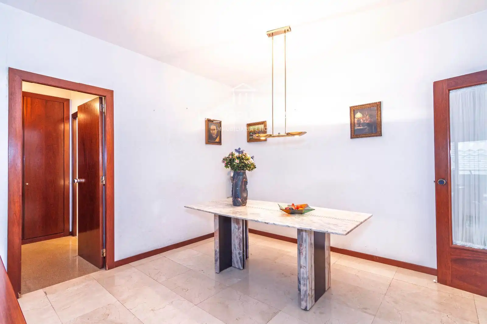 Comedor de Piso en venta en Barcelona con Calefacción, Terraza y Horno