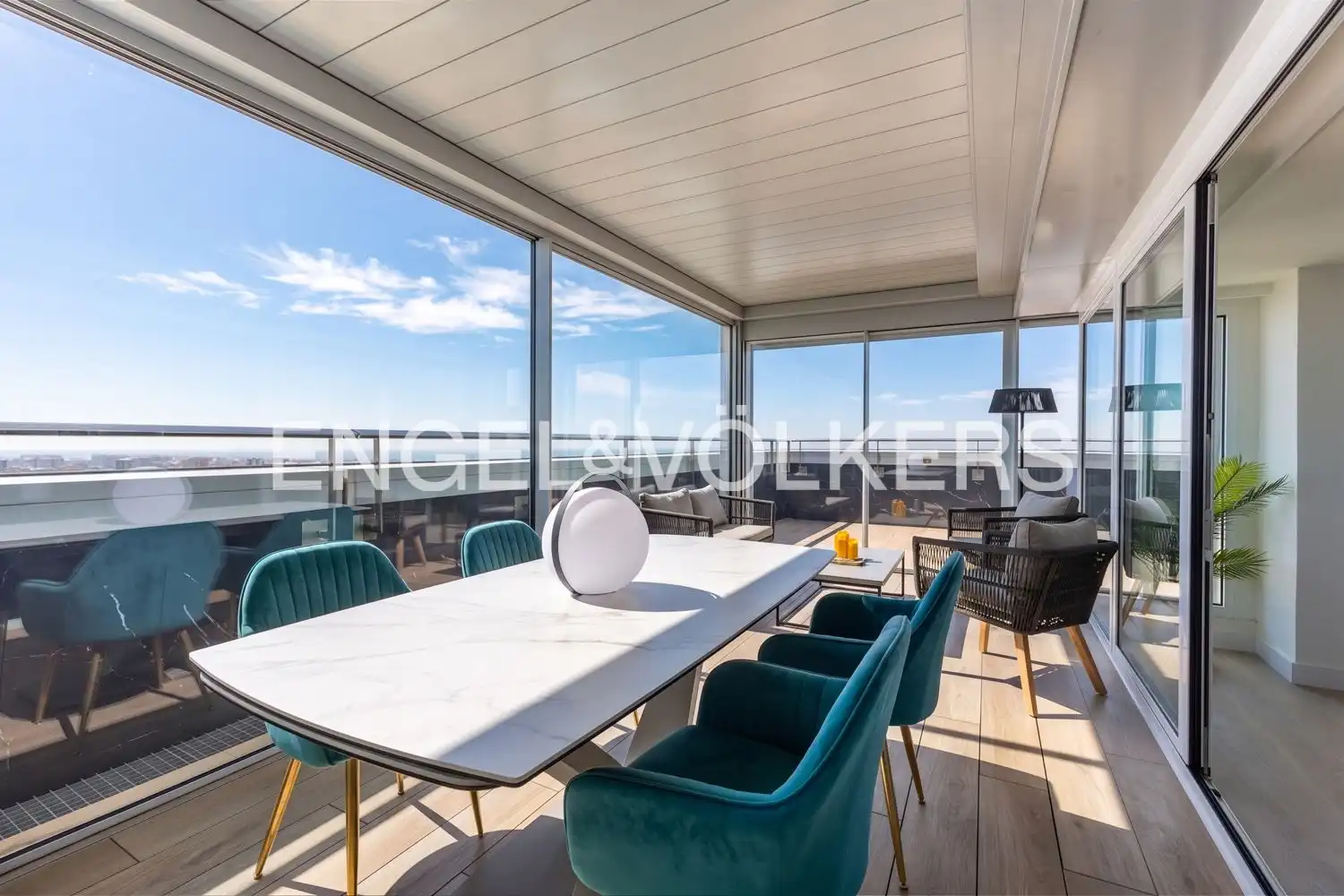 Terraza de Ático en venta en Camins al Grau