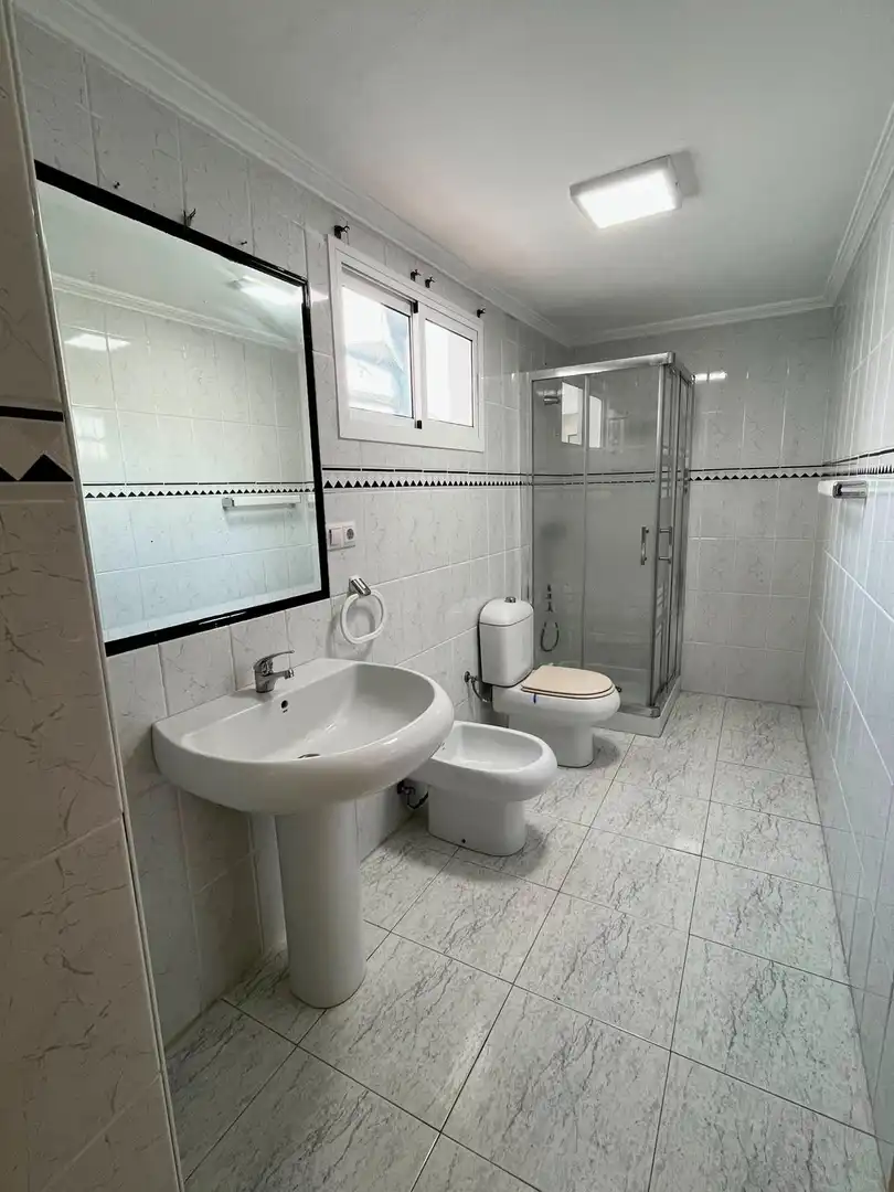 Bathroom of Houses for sale in Coria del Río