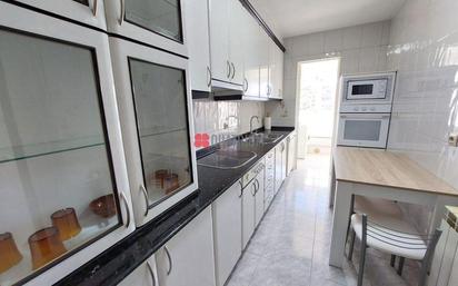 Kitchen of Flat to rent in Santiago de Compostela 