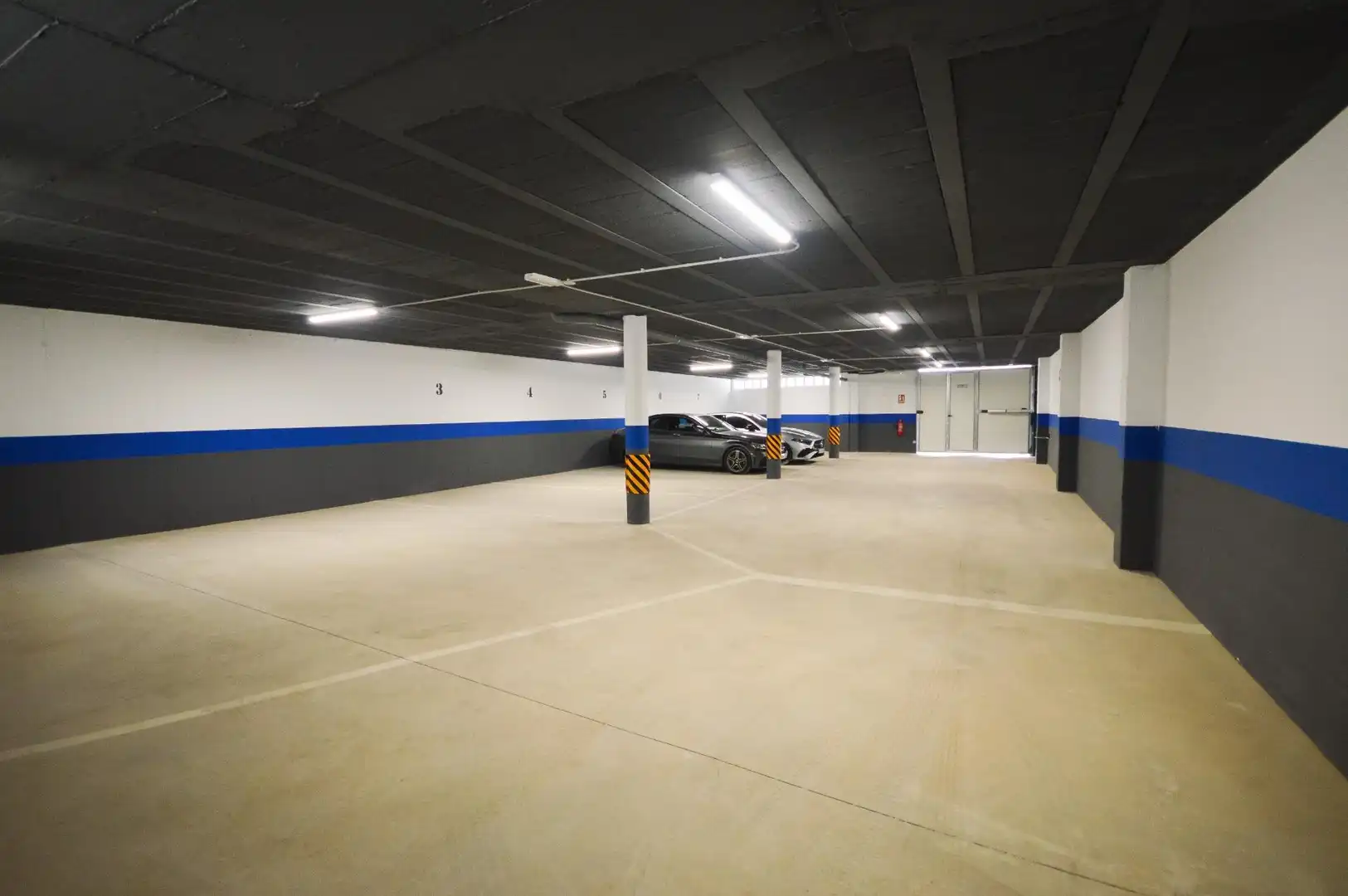 Parking of Garage for rent in Huércal de Almería
