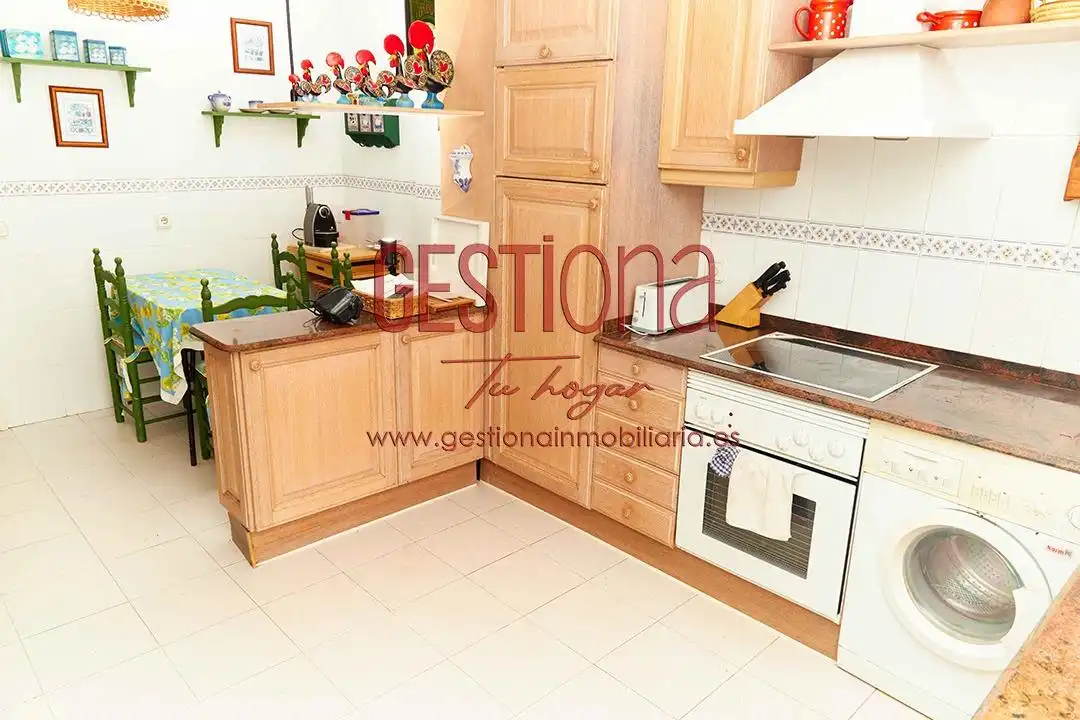 Cocina de Casa o chalet en venta en Solórzano con Jardín privado, Amueblado y Alarma