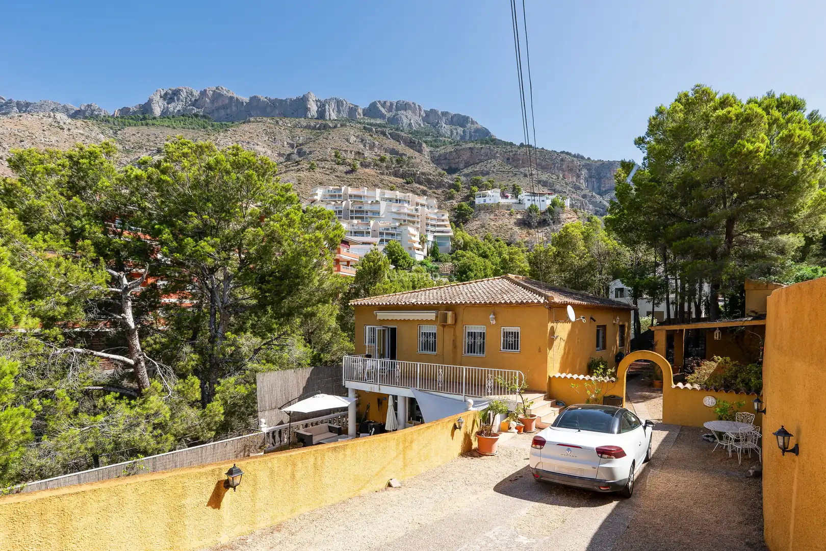 Vista exterior de Casa o chalet en venta en Altea con Aire acondicionado, Terraza y Trastero