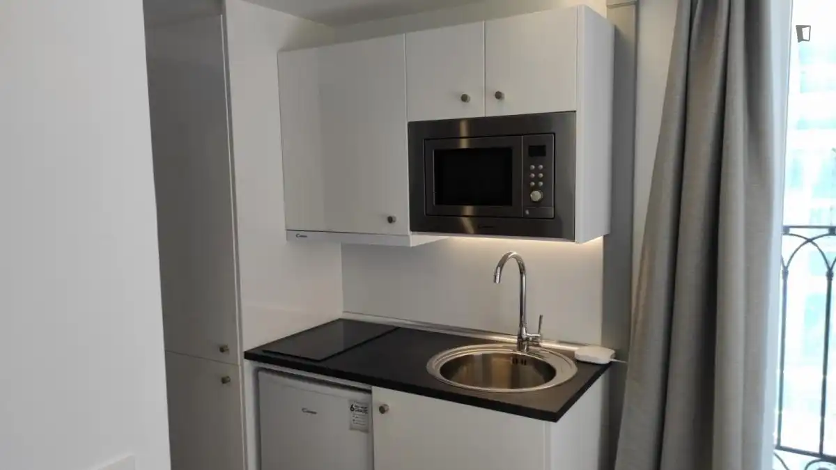 Study for rent in Casco Antiguo