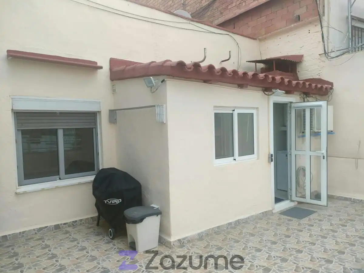 Exterior view of Attic for rent in Sant Boi de Llobregat  with Air Conditioner, Heating and Parquet flooring