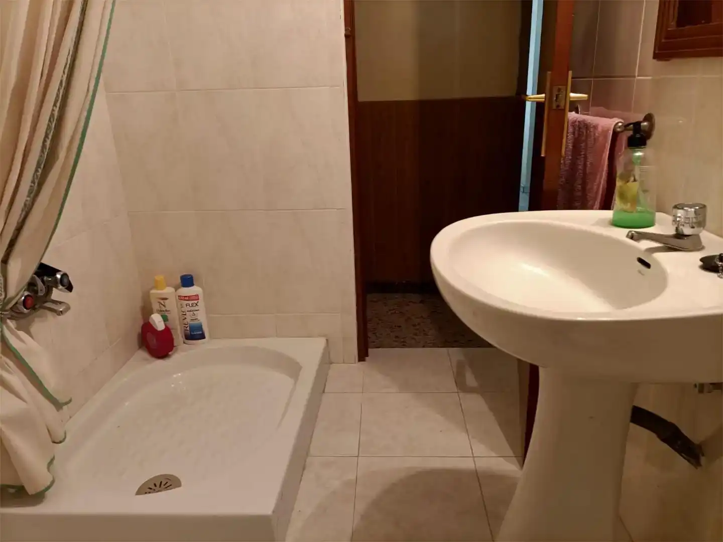 Baño de Finca rústica en venta en Fermoselle con Jardín privado, Trastero y Amueblado