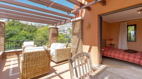 Foto 4 de Apartamento en venta en Los Arqueros - Puerto del Almendro, Benahavís