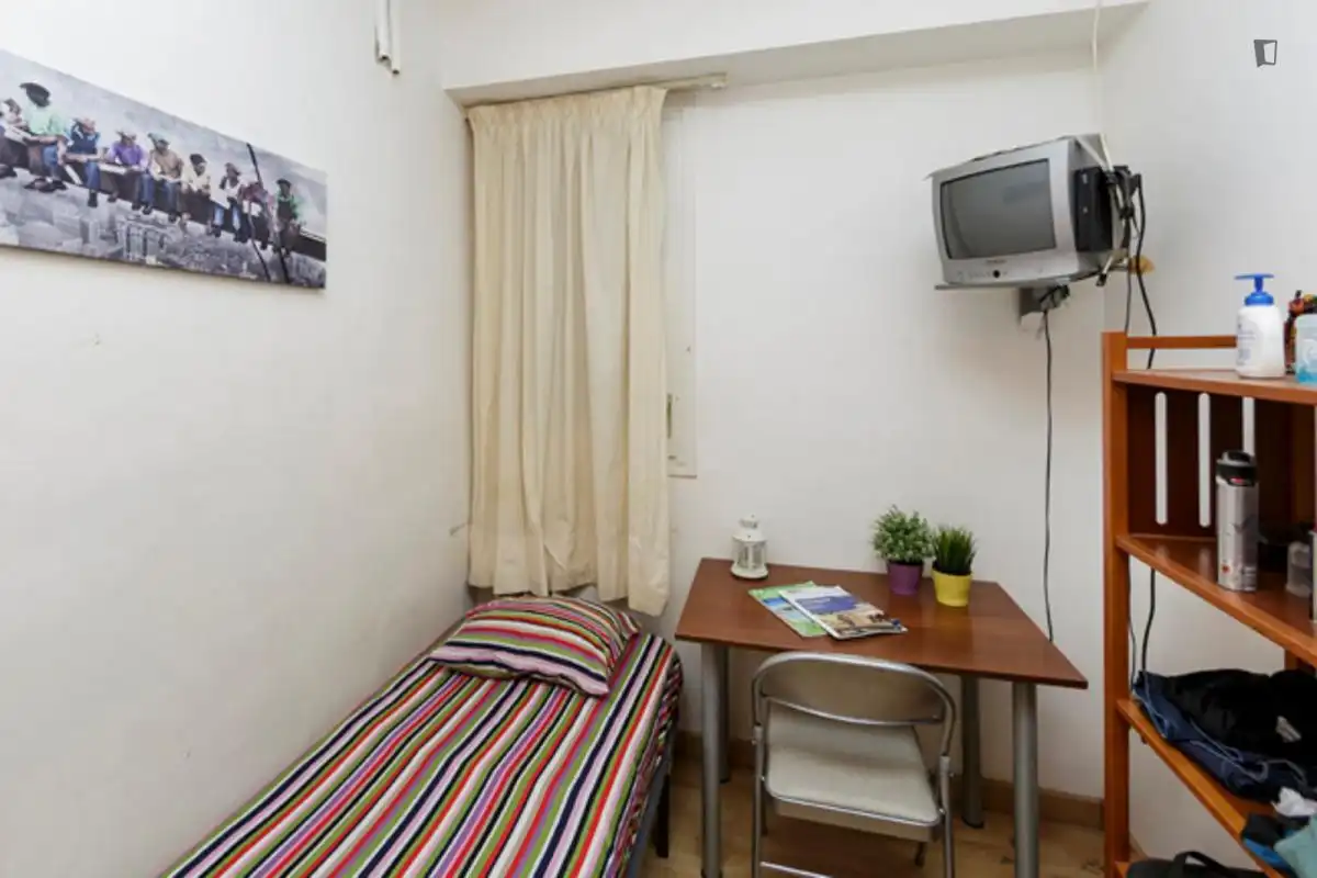 Room in Pedralbes