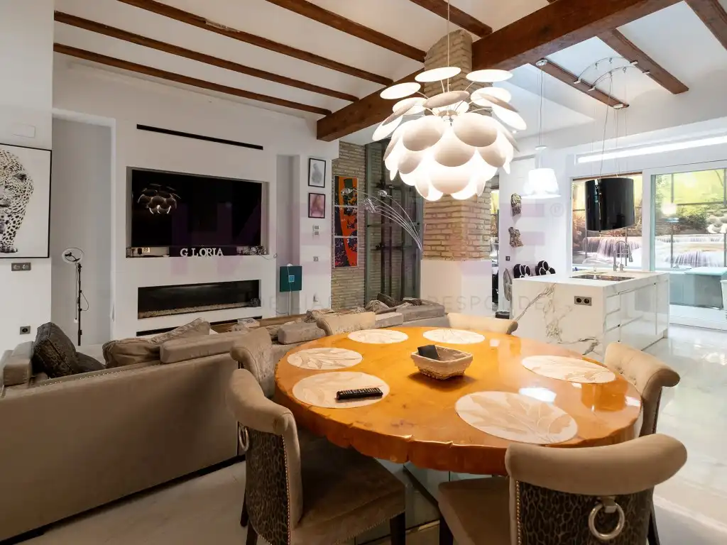 Comedor de Dúplex en venta en Valencia