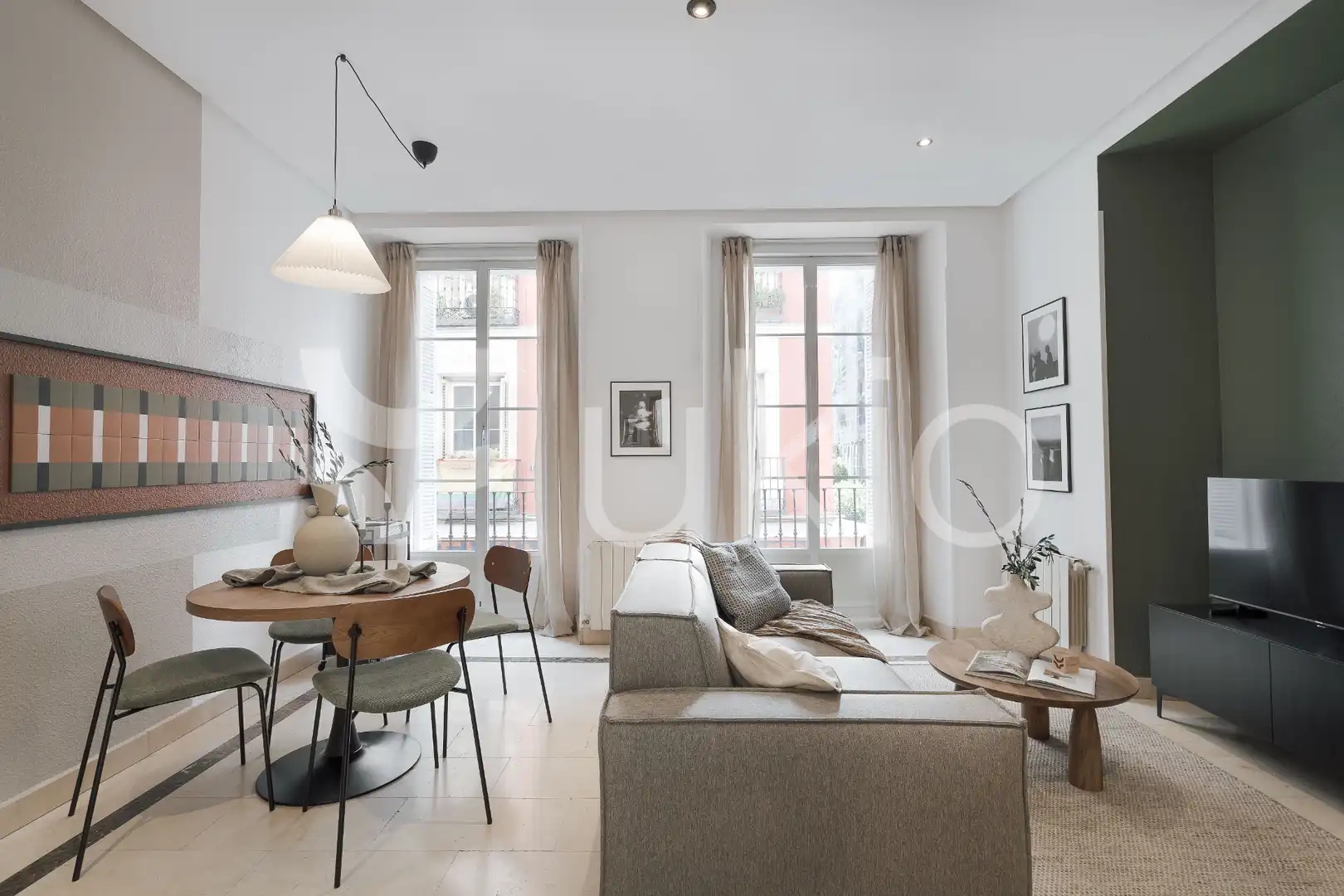 Sala d'estar de Apartament de lloguer en Madrid amb Aire condicionat, Calefacció i Moblat