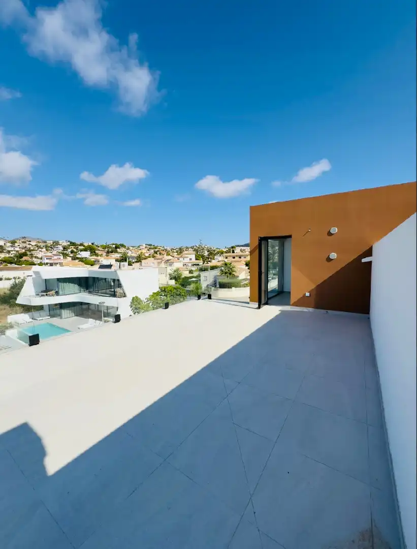 Terrassa de Casa adosada en venda en Calpe / Calp amb Aire condicionat, Calefacció i Jardí privat