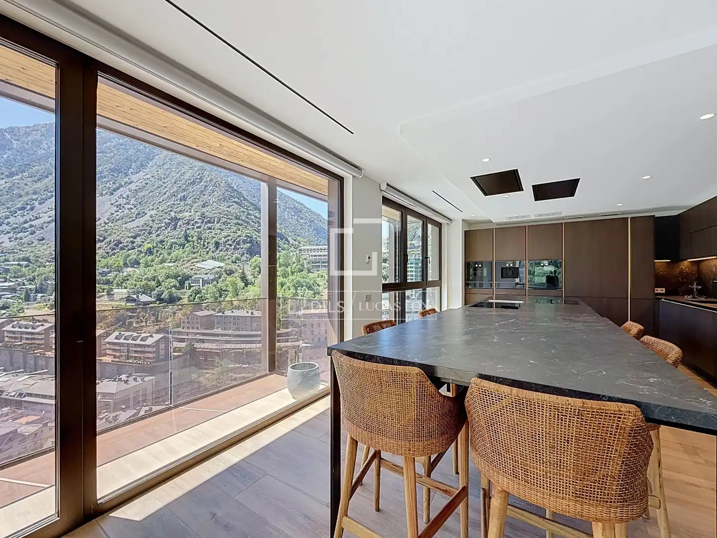 Ático con terraza en venta en Les Escaldes, imagen 10