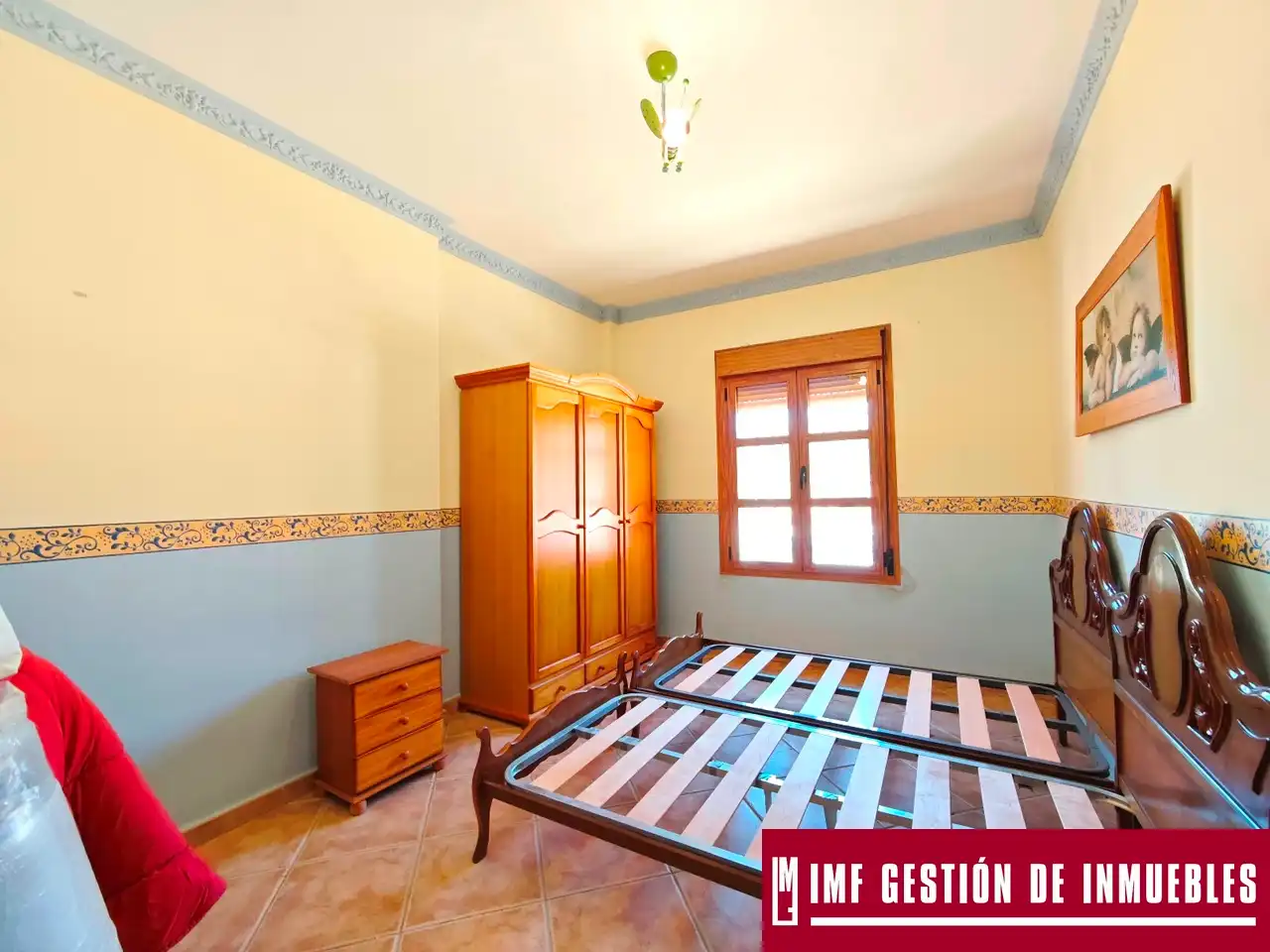 Dormitori de Casa o xalet en venda en Canillas de Aceituno amb Terrassa, Piscina i Moblat