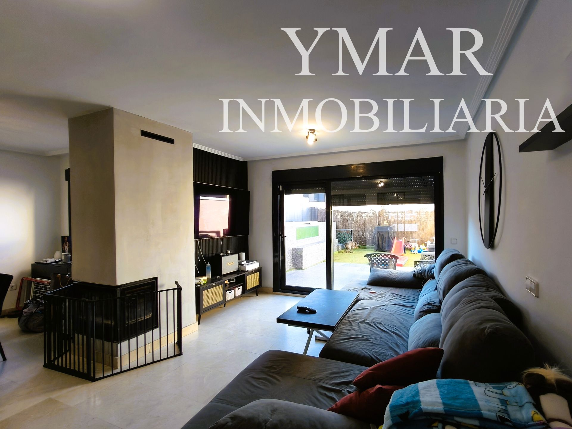 Living room of Single-family semi-detached for sale in Arroyomolinos (Madrid)  with Air Conditioner, Heating and Private garden