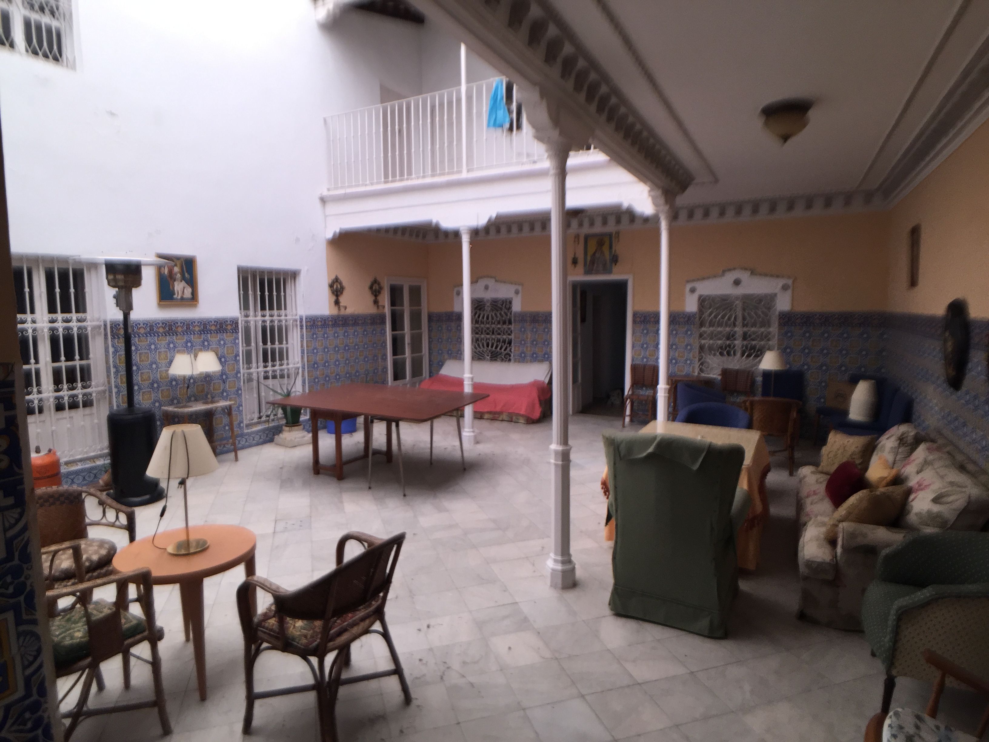 Building for sale in Bornos