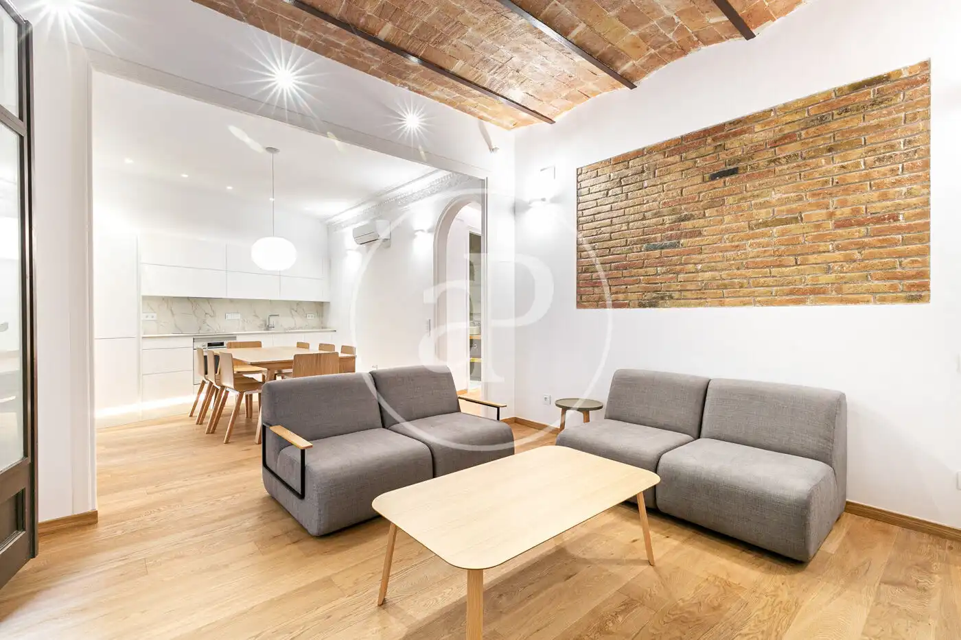 Wohnung zur Miete in Via Laietana, Sant Pere, Sta. Caterina i la Ribera