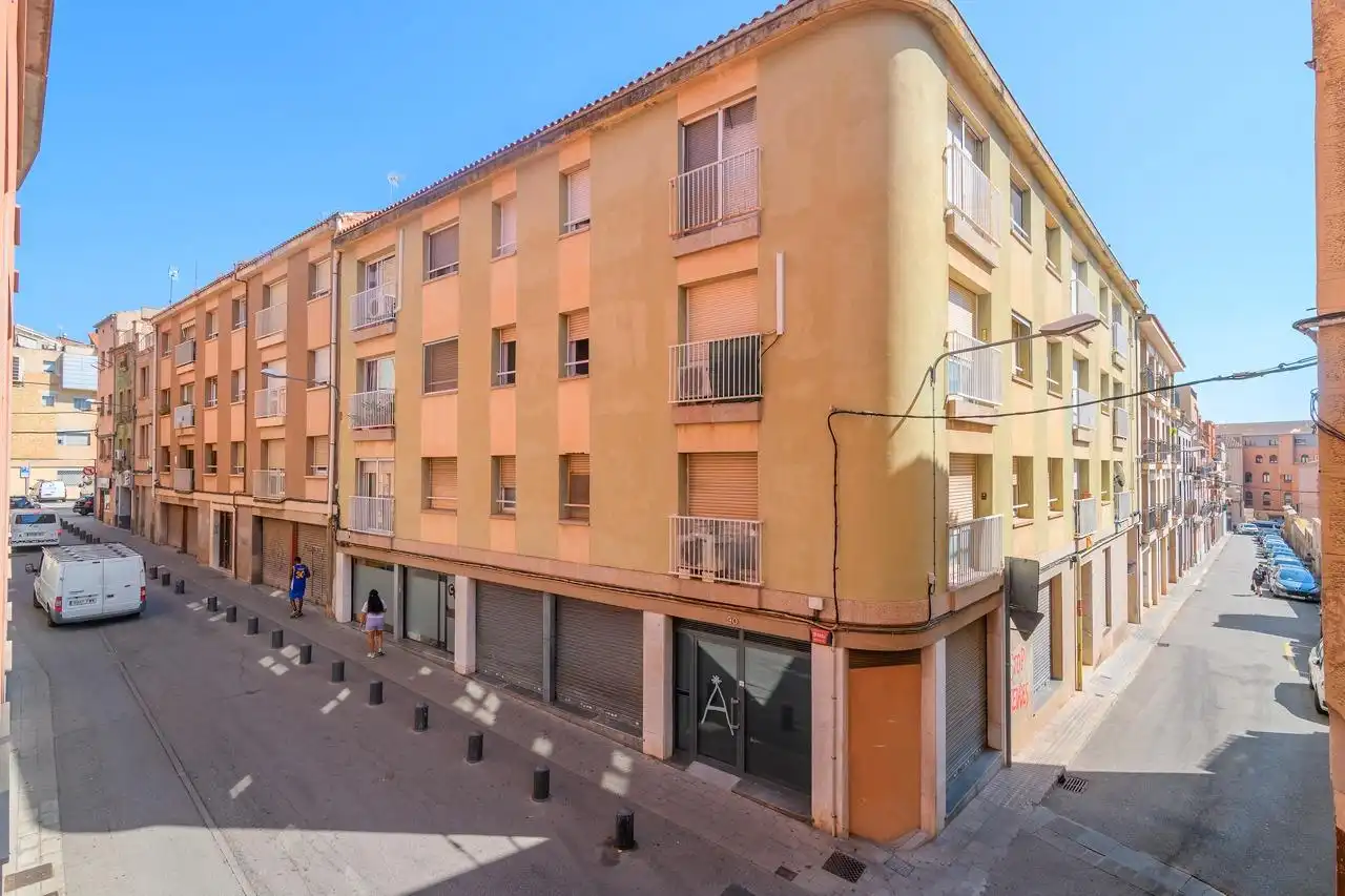 Außenansicht von Wohnung zum Verkauf in Manresa