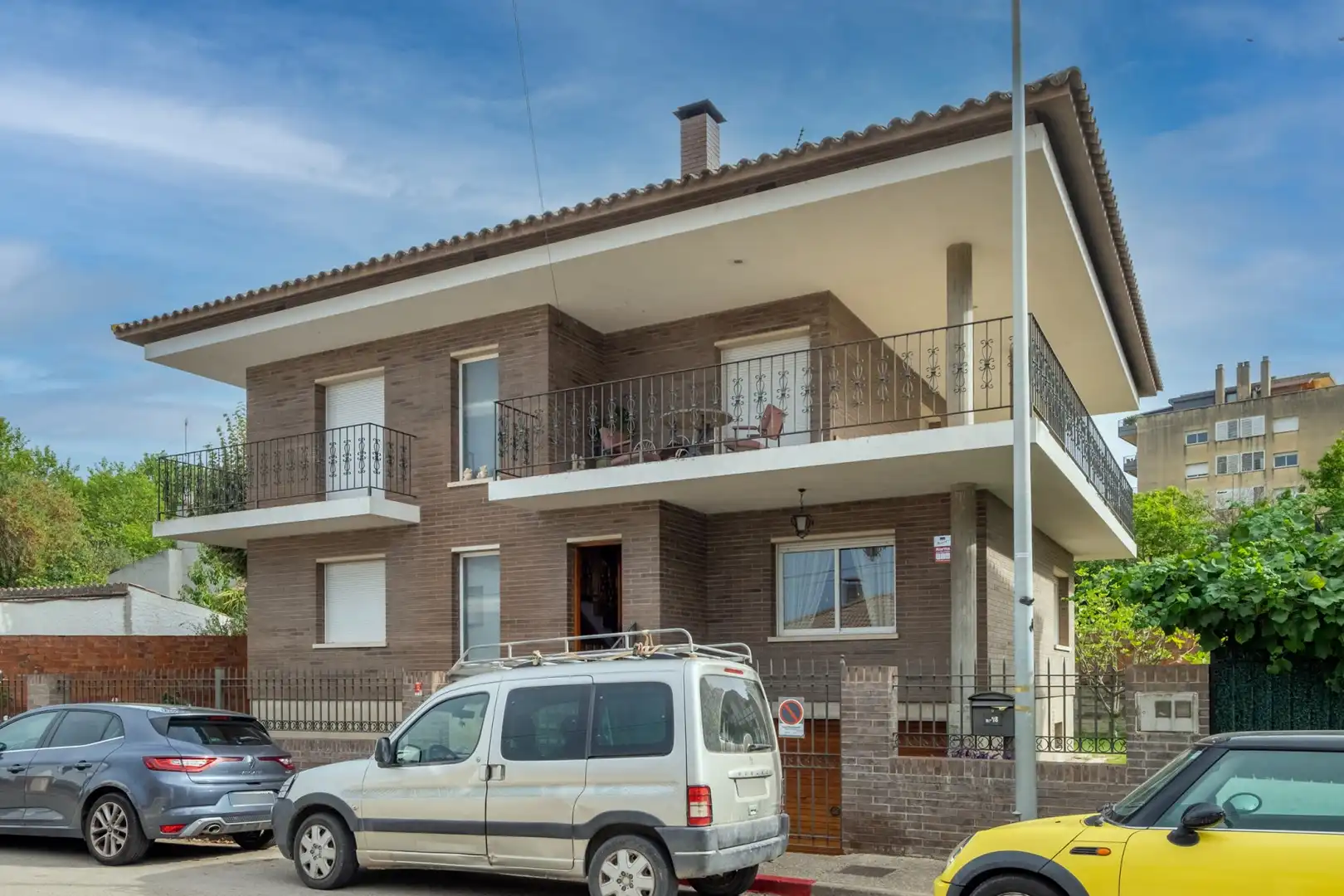 Exterior view of Houses for sale in Girona  with Heating, Terrace and Storage room