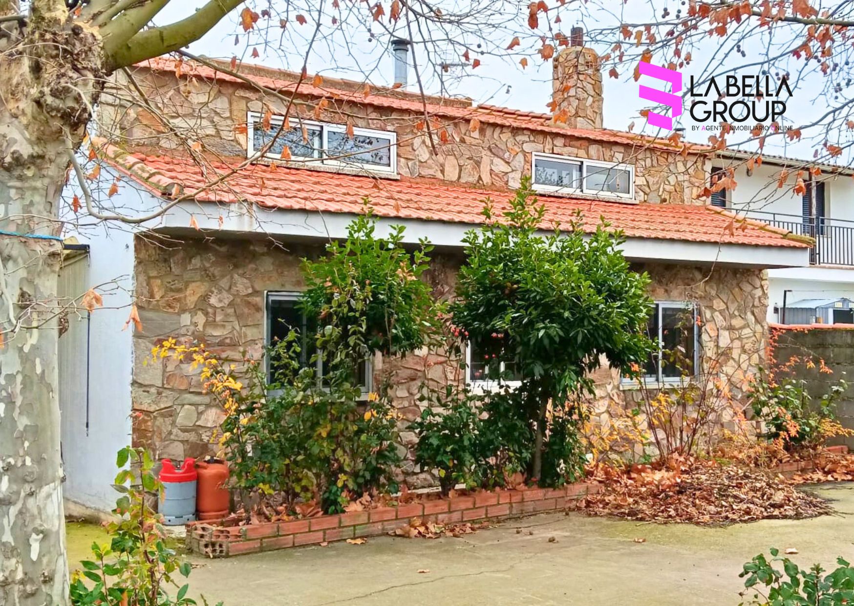 Exterior view of House or chalet for sale in Zamora Capital   with Heating, Private garden and Parquet flooring