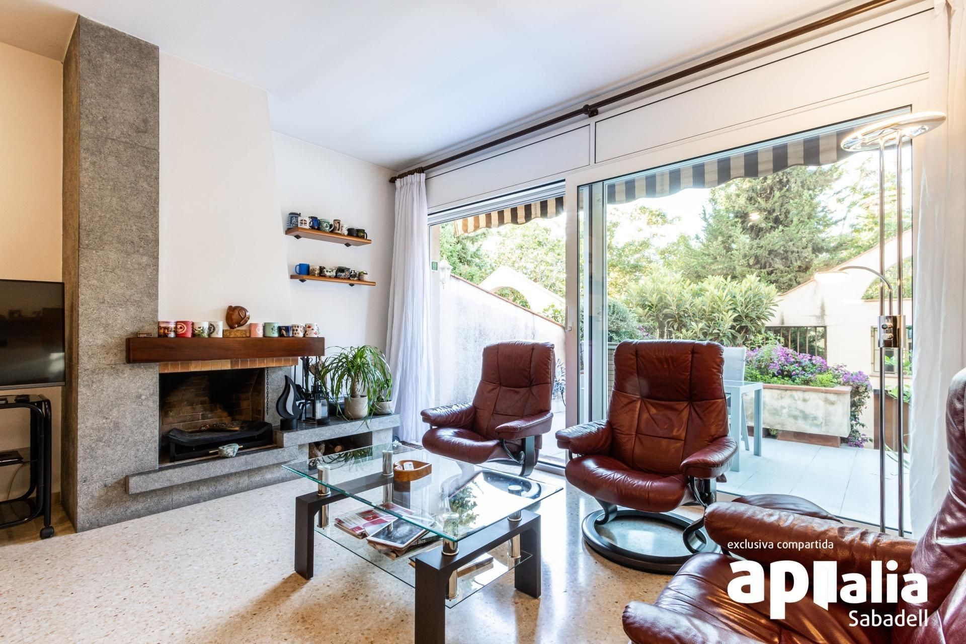 Living room of House or chalet for sale in Sabadell  with Air Conditioner, Heating and Private garden