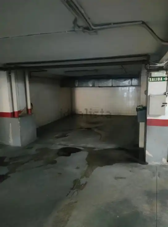 Garatge de lloguer a Calle Serafín Olave, 29, Iturrama