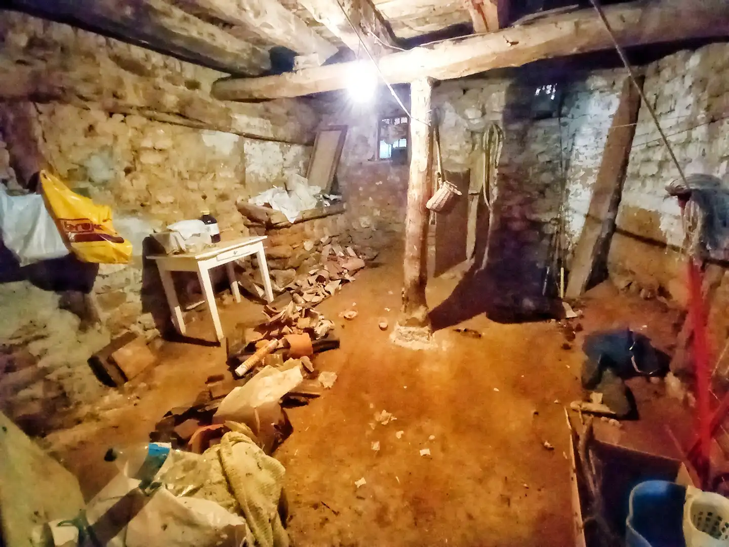 Casa adosada en venda a Calle la Iglesia, 6, Puentedura