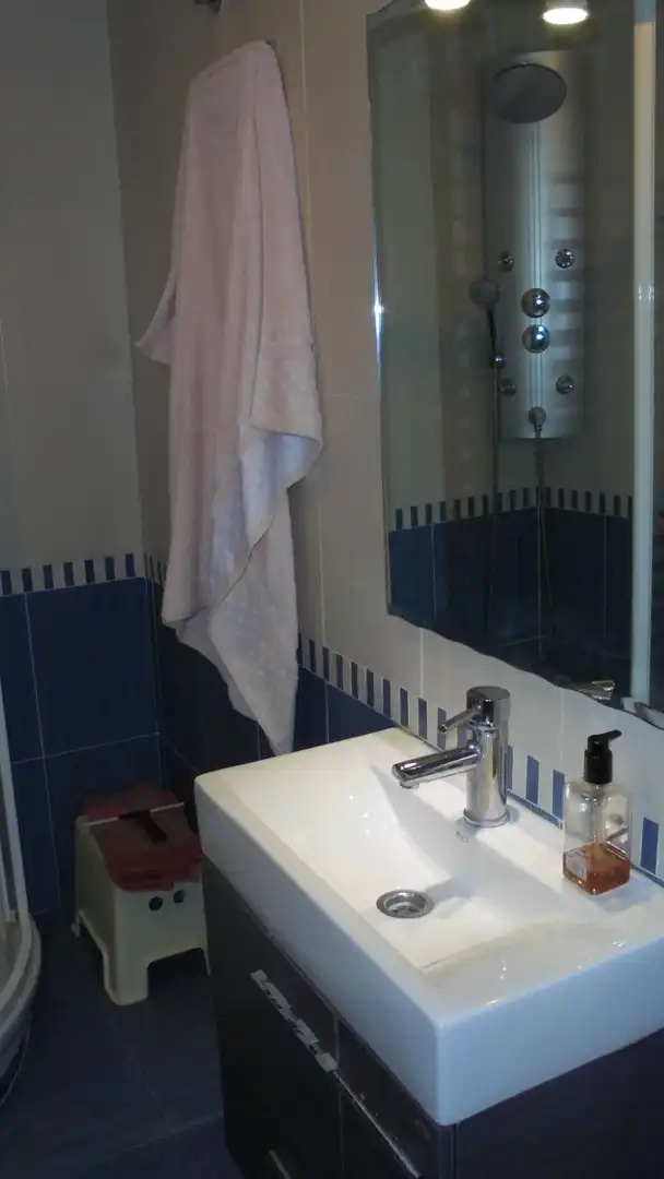 Bany de Pis de lloguer en El Campello amb Aire condicionat, Calefacció i Parquet
