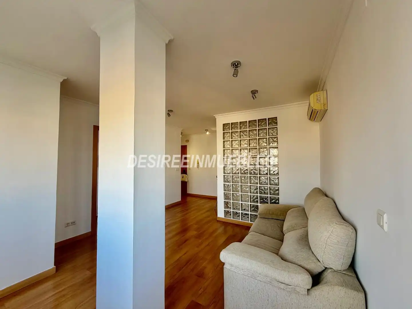 Bedroom of Flat for rent in El Pla del Real