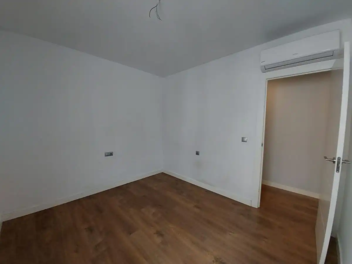 Piso de alquiler en de Andalucia, Hospital