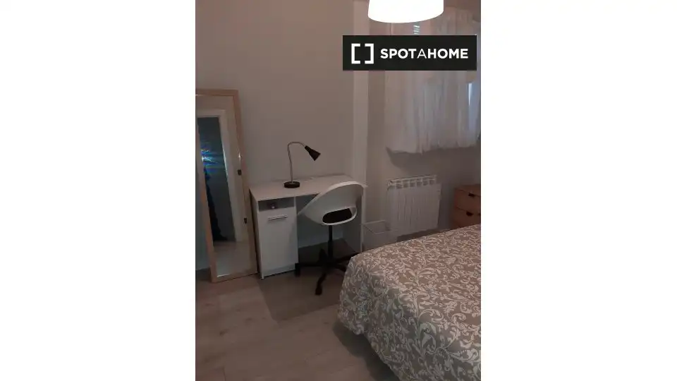 Room in Barrio de Delicias