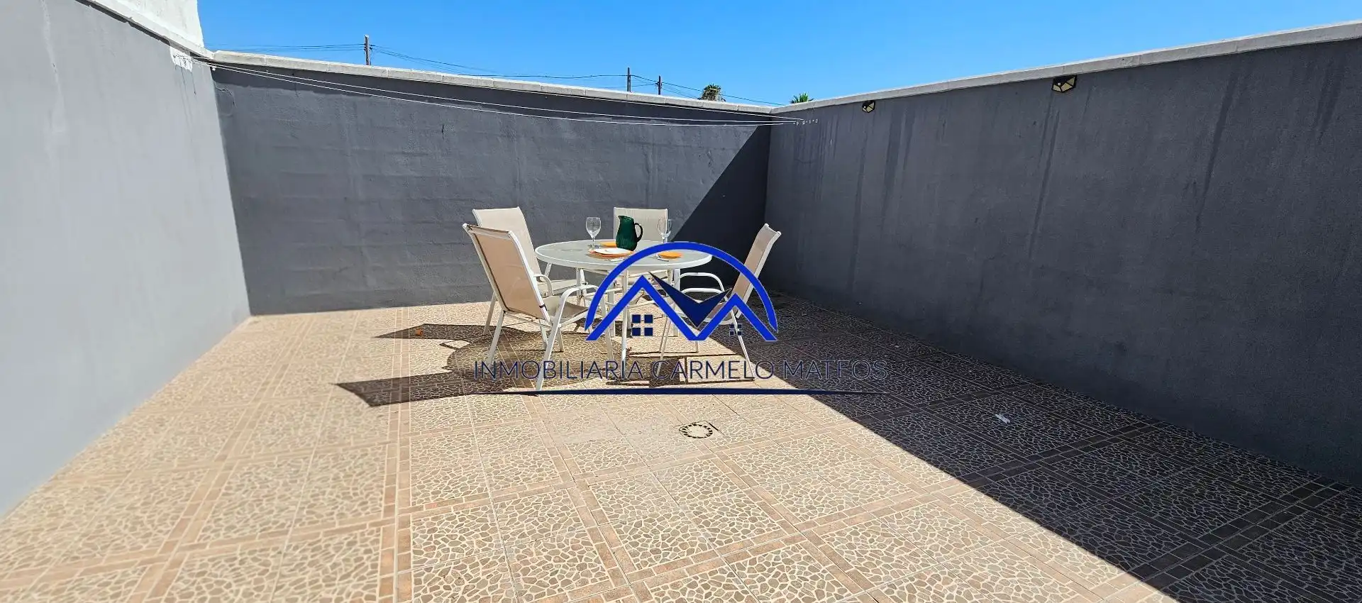 Terraza de Dúplex en venta en Sanlúcar de Barrameda con Aire acondicionado, Jardín privado y Trastero