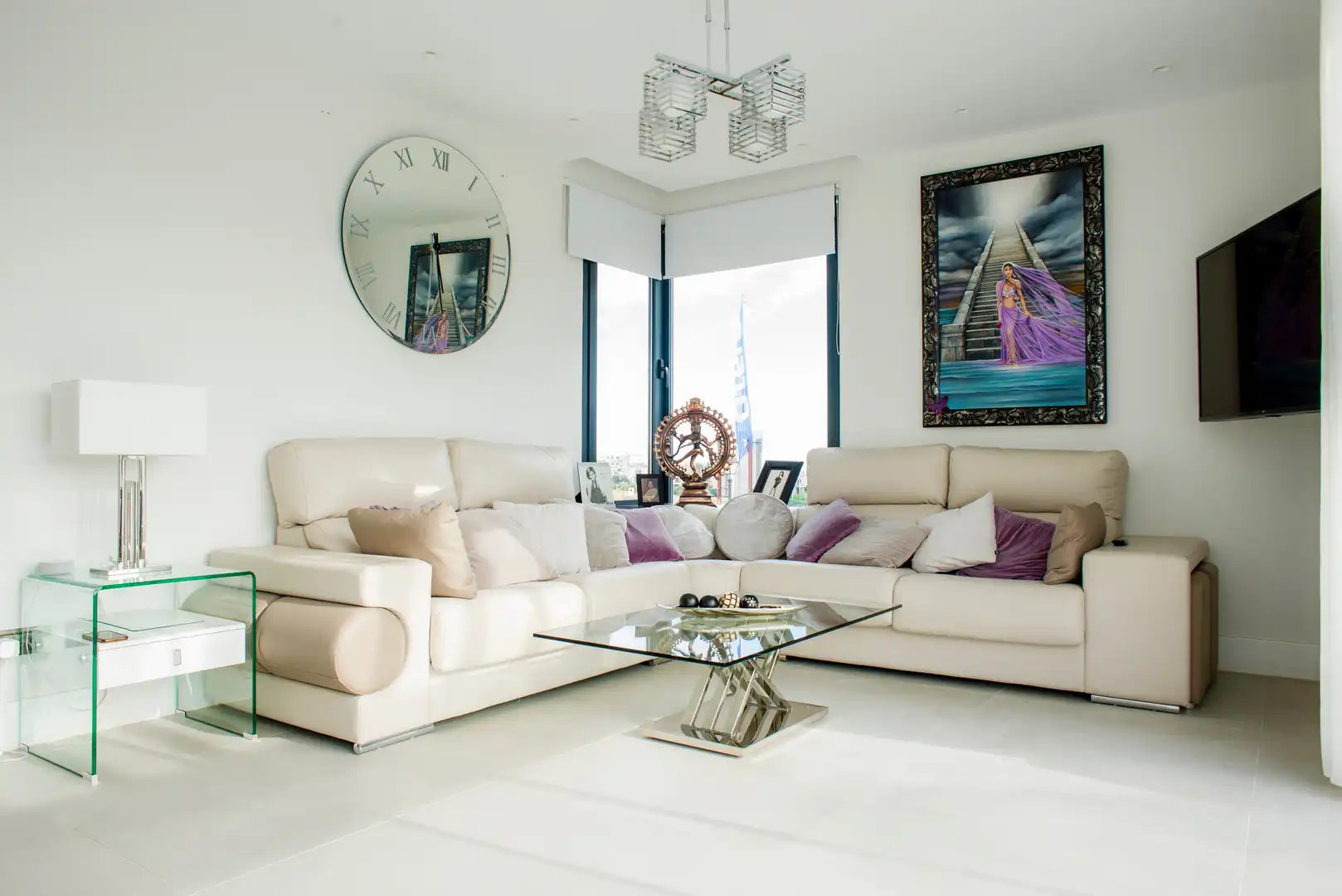 Living room of Houses for rent in Estepona  with Air Conditioner, Private garden and Swimming Pool