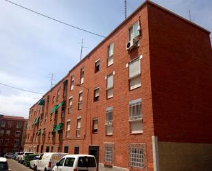 Exterior view of Flat for sale in  Madrid Capital  with Heating