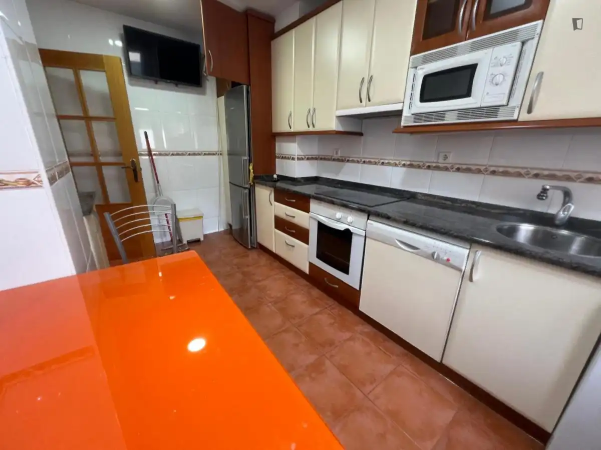 Habitación en Los Vadillos - R. Sanitaria - Pozanos
